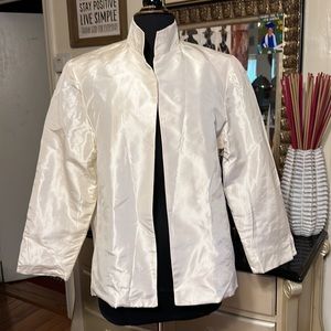 NWT BEAUTIFUL 😻 NWT PAUL CORMACK NEW YORK WOMENS CREAMY COLOR BLAZER SIZE S